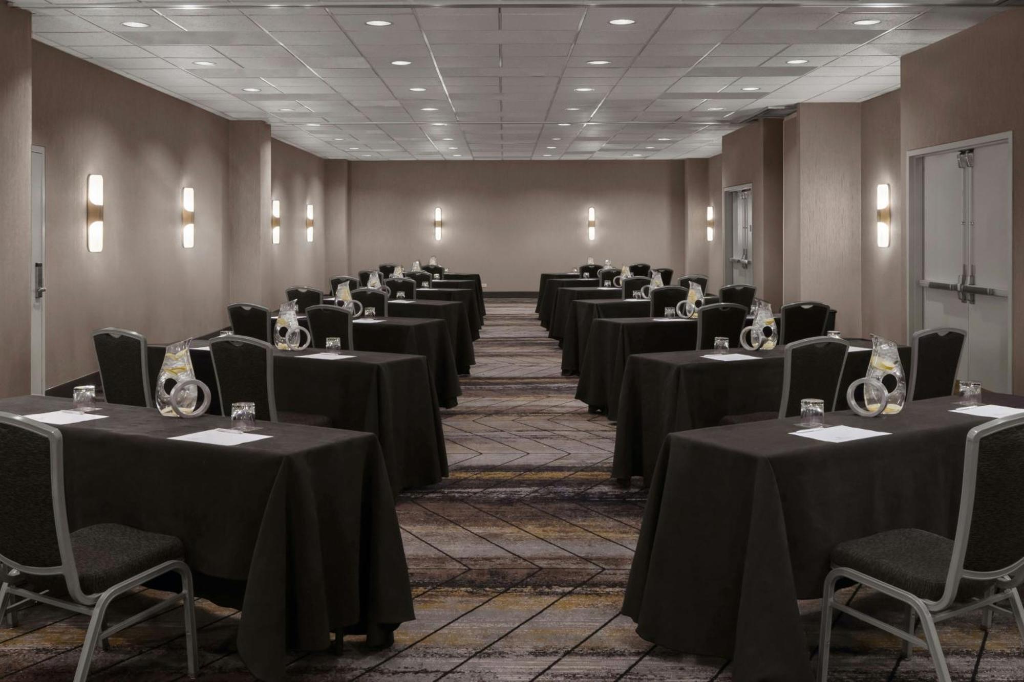Hotel Renaissance Chicago North Shore Northbrook