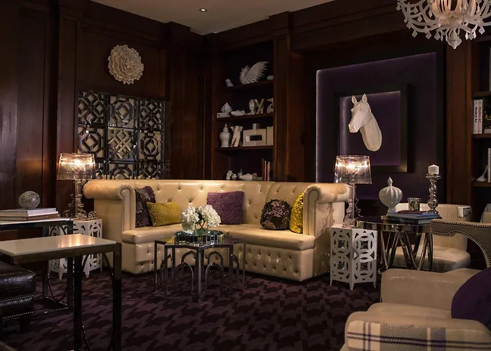 Renaissance Chicago North Shore Hotel