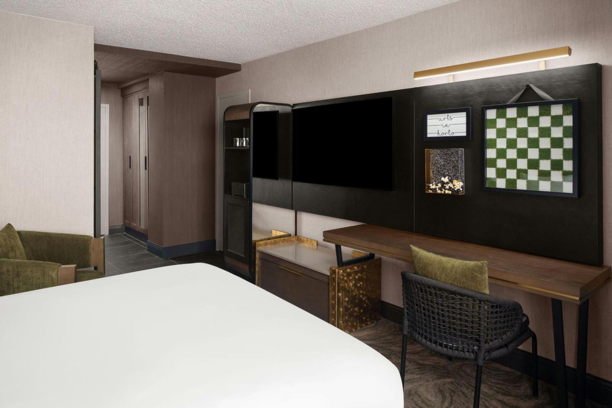 Renaissance Chicago North Shore Hotel Northbrook